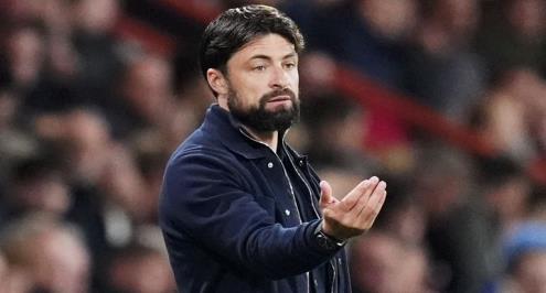 الدوري الإنجليزي.. زلزال توتنهام يطيح بمدرب ساوثامبتون